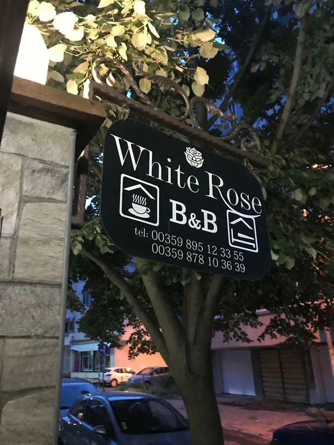 White Rose Guest Rooms Burgas Hotel